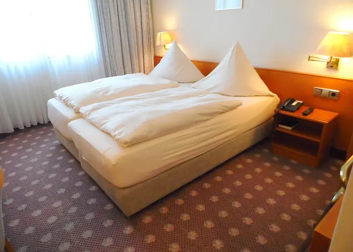 Hotell Am Rosenberg 3*